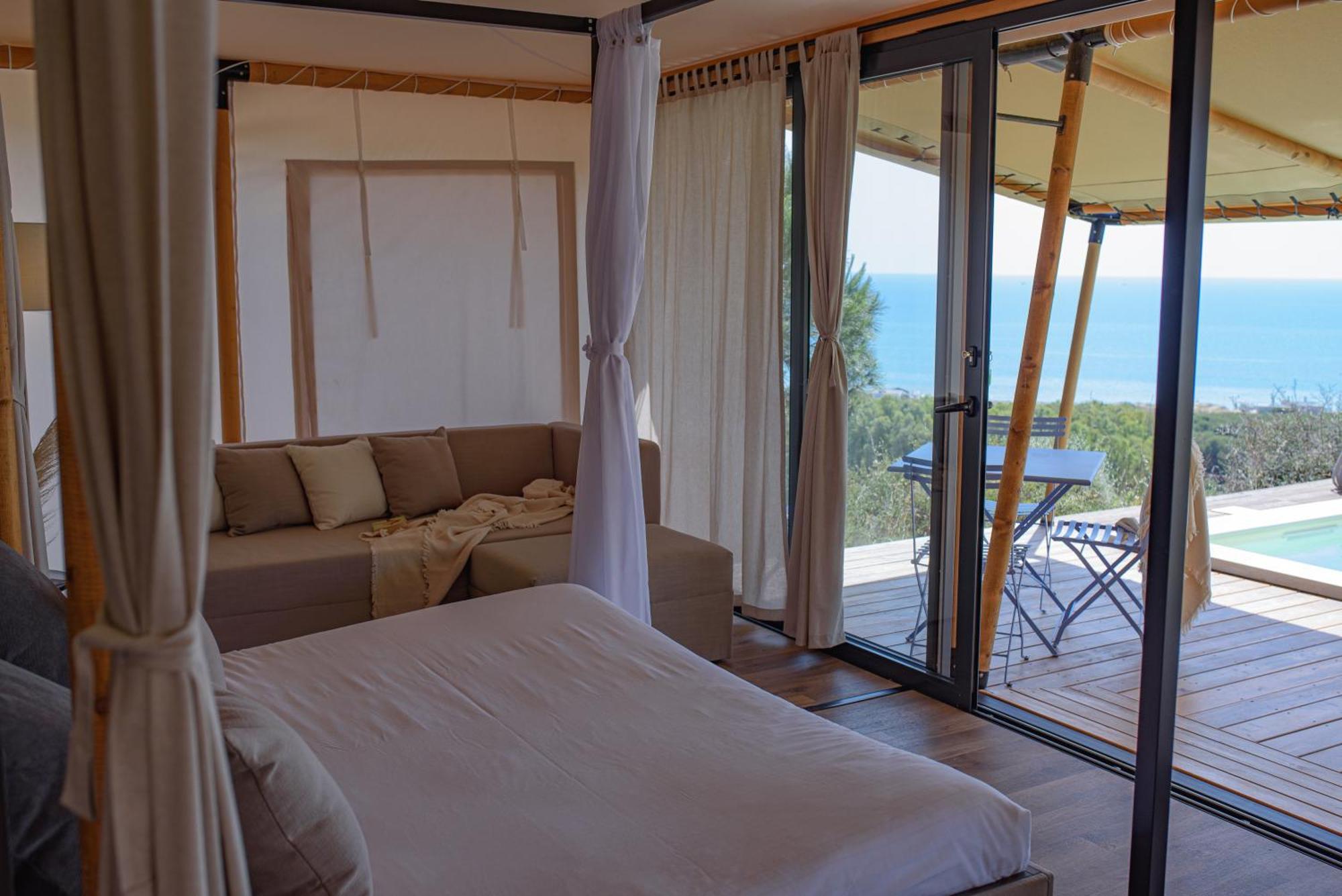 Luna Minoica Suites And Apartments مونتاليغرو المظهر الخارجي الصورة