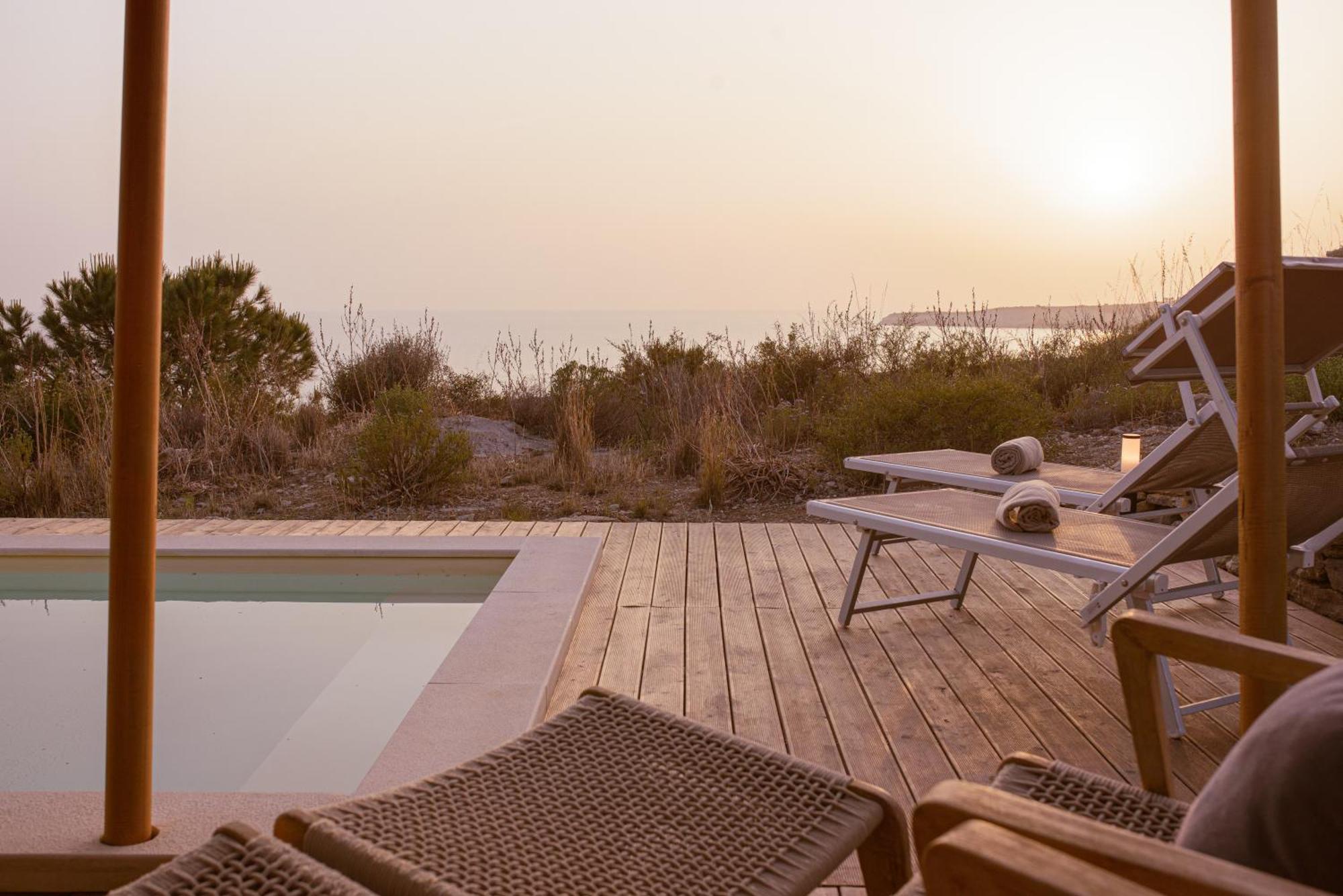 Luna Minoica Suites And Apartments مونتاليغرو المظهر الخارجي الصورة